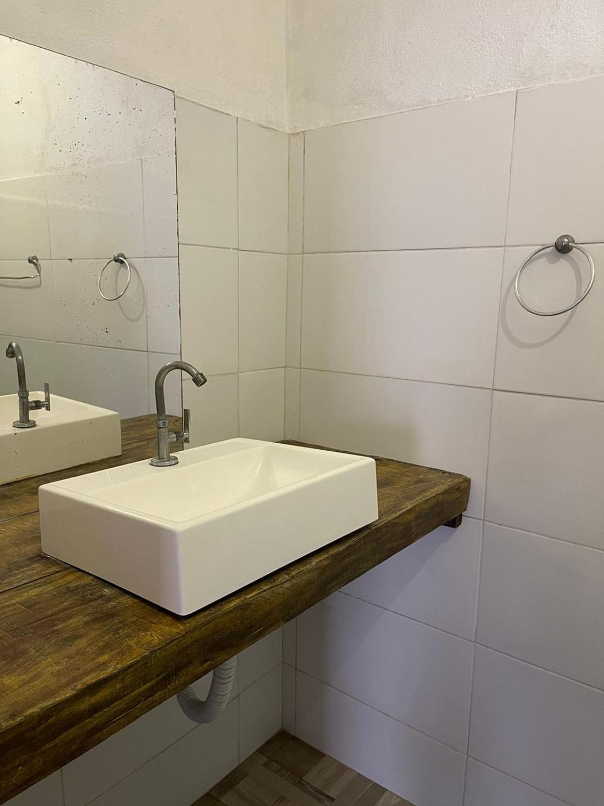 Coruja Maresias - Pousada Com Piscina, Ar Condicionado E Enxoval A 680M Da Praia Ngoại thất bức ảnh